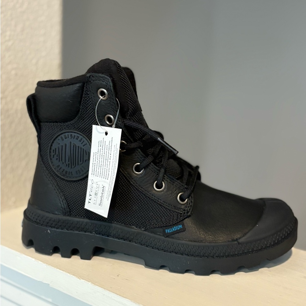Palladium Women’s Pampa Sport Cuff Waterproof Boots Black Size 5 NEW - Picture 2 of 10